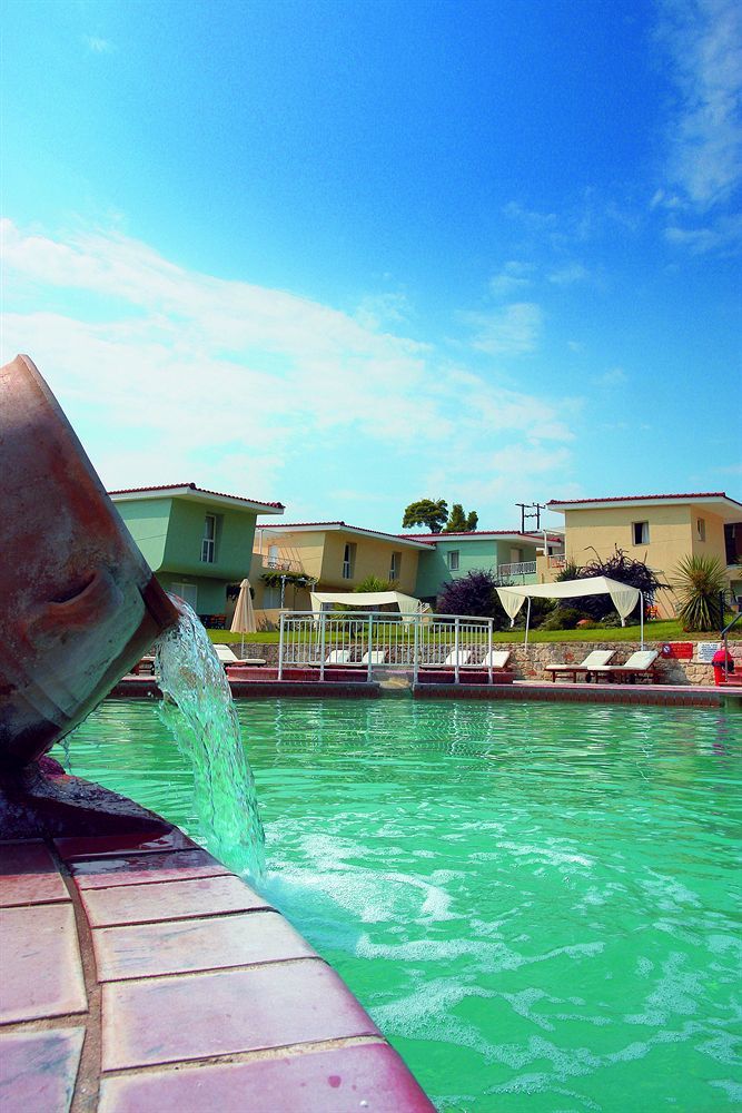 Alkion Hotel Kriopigi Exterior photo